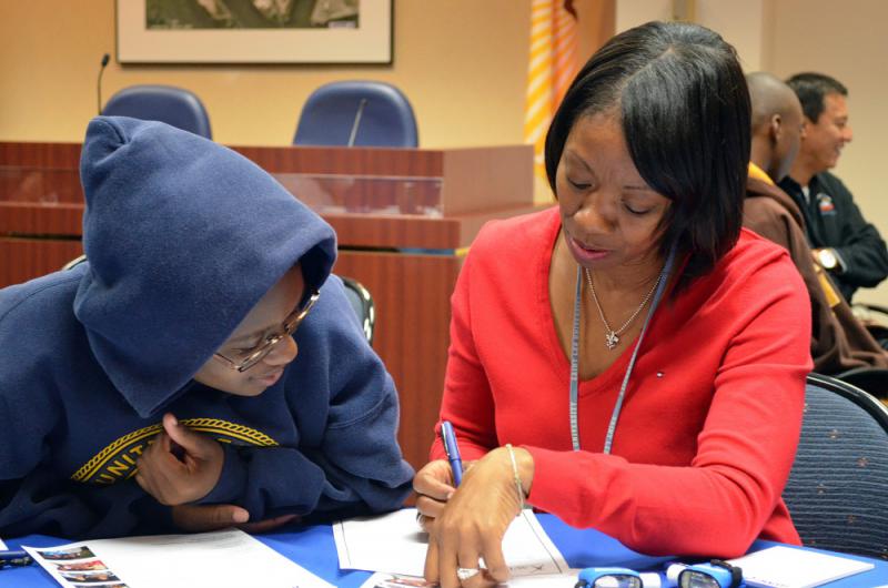 JAXPORT workers serving as mentor in student program