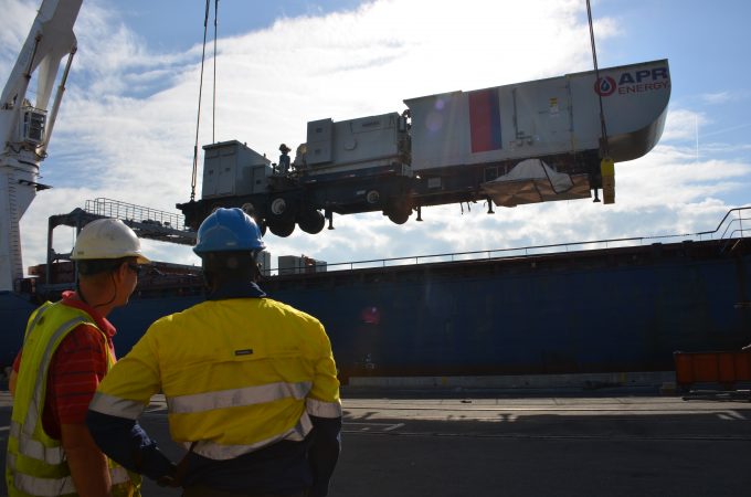 APR-Energy-Equipment-moves-through-JAXPORT_Dec2017.