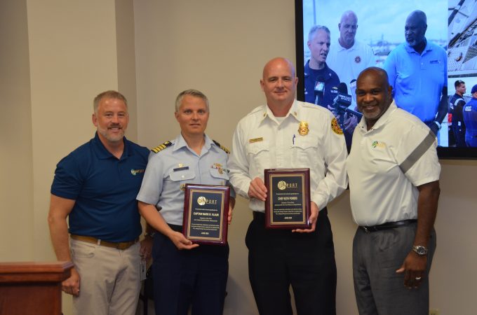 JAXPORT leadership presents plaques to JFRD and USCG