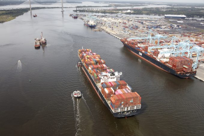 Ships near Blount Island