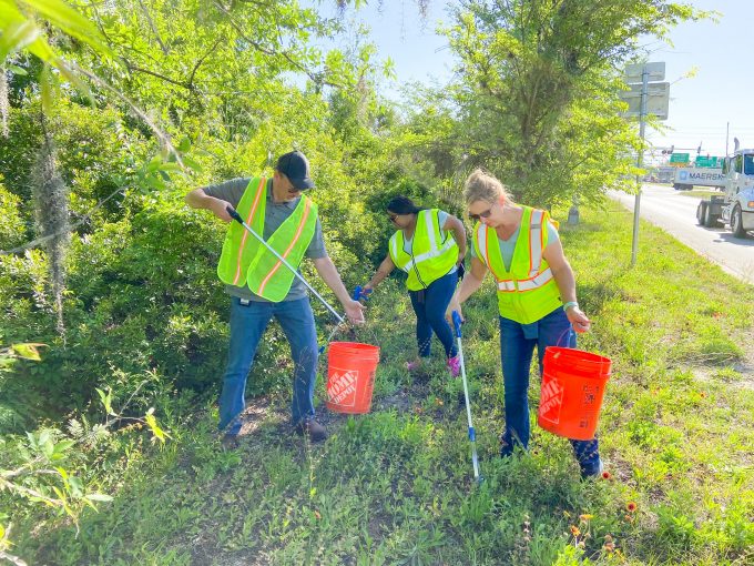 Earth Day Clean-Up