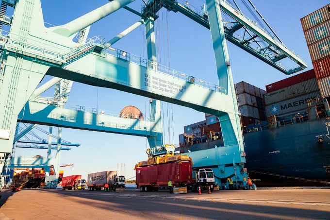 JAXPORT containers crane